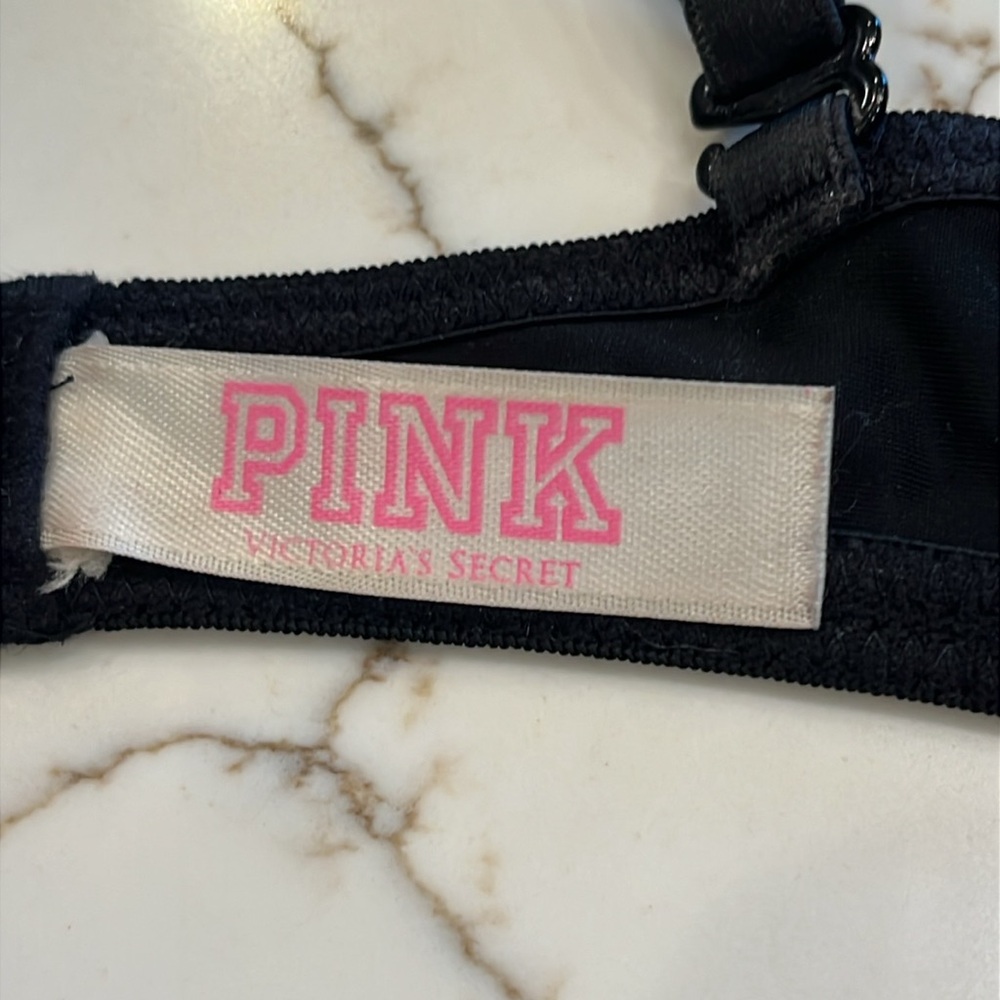 PINK Victoria's Secret padded, underwire & push up Black Bra. 32A - Picture 5 of 8